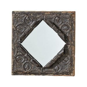Spegel med plåtram och rombformat glas, mått 30x30 cm.