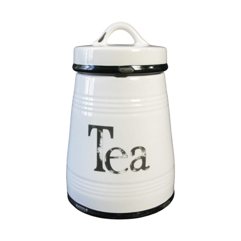 Keramikburk för te i vit keramik med svarta distressed detaljer. Höjd 17 cm, diameter 11,5 cm. Perfekt för praktisk och dekorativ förvaring i köket.