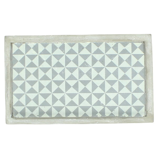 Fat i betong med dekorativt mönster och rustik känsla. Perfekt för blockljus, salt och peppar eller små dekorationer. 23×14 cm, varje exemplar unikt.