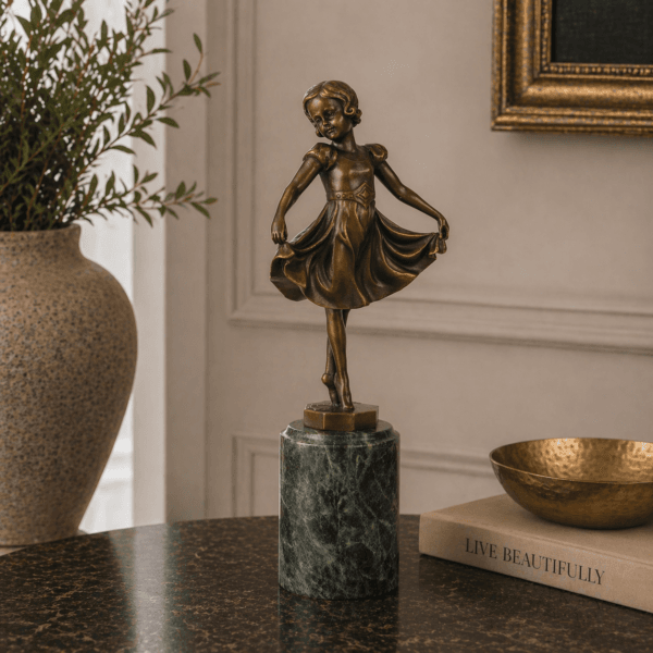 Bronsskulptur dansande flicka 31,5 cm