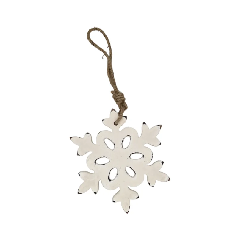 Hängdekoration i trä i form av en snöflinga. Mått 15x15 cm.