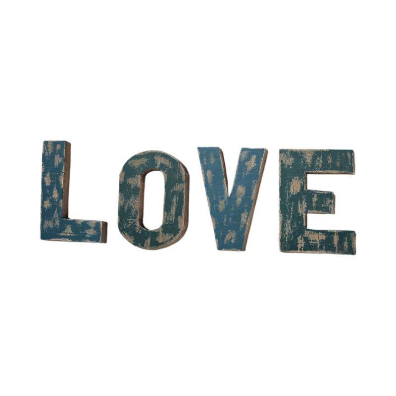 7366200-love