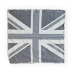 Kuddöverdrag med flagginspirerat motiv på framsidan och enfärgad ljus baksida. Mått 40x40 cm. Material bomull 100%.