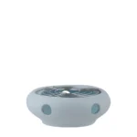 Superpraktisk isblå varmhållare för tekannan från danska PLINT, med plats för värmeljus. Perfekt för att hålla teet varmt vid bordet. Material: keramik och rostfritt stål. Mått 7x15 cm (hxdia). Värmeljus medföljer ej.