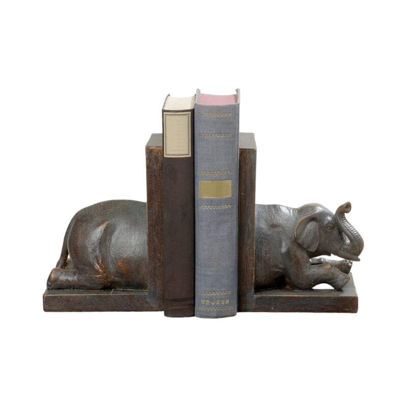 Charmiga bokstöd i form av en elefant i två delar, en fram- och en bakdel. Material, polyresin. Mått: 11x9x15 cm (lxbxh).
