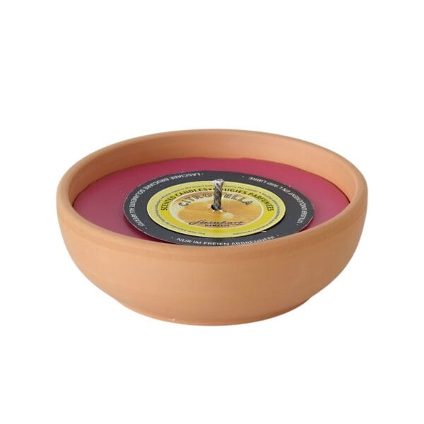 Myggljus i terrakottakruka med doftämnet citronella. Diameter 12,9 cm, höjd 4,4 cm. Brinntid ca 13 timmar. RAL-certifierat för kvalitet, säkerhet och miljö.