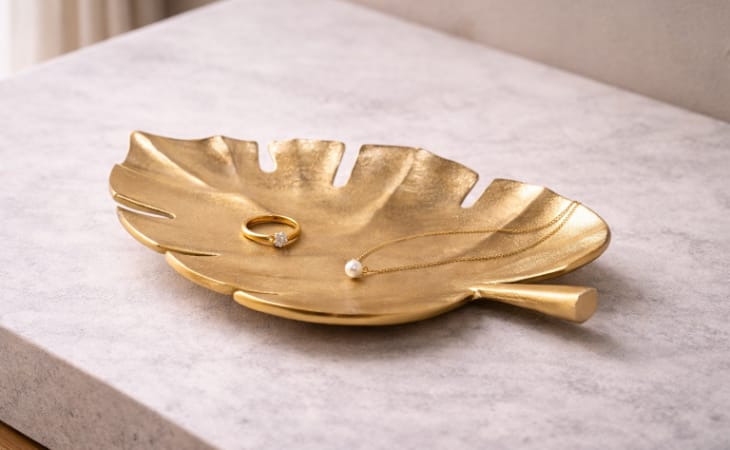 Dekorativa fat och skålar